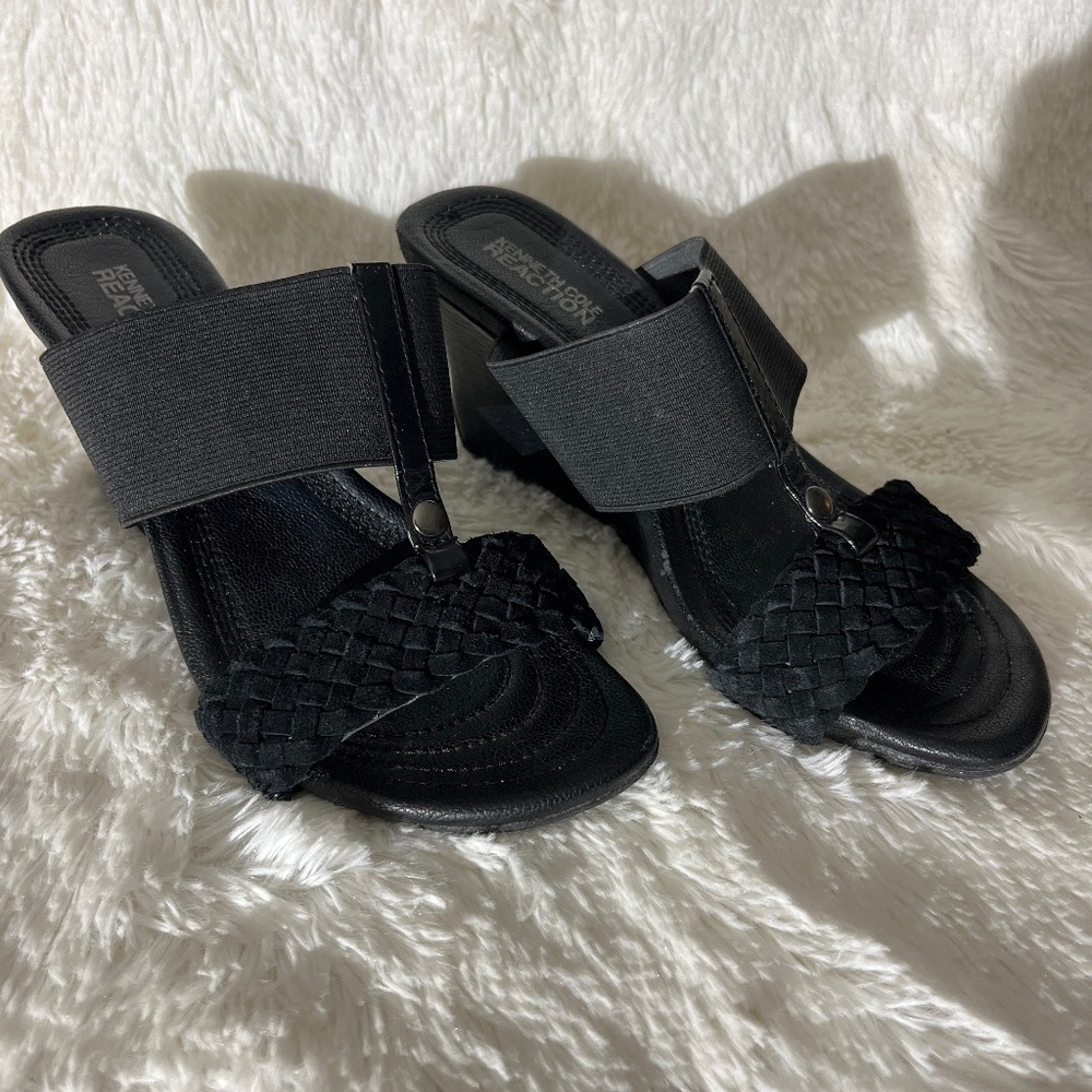 COPY - Kenneth Cole Reaction Black Wedge Slip On Low Heel Women’s Size 5.5